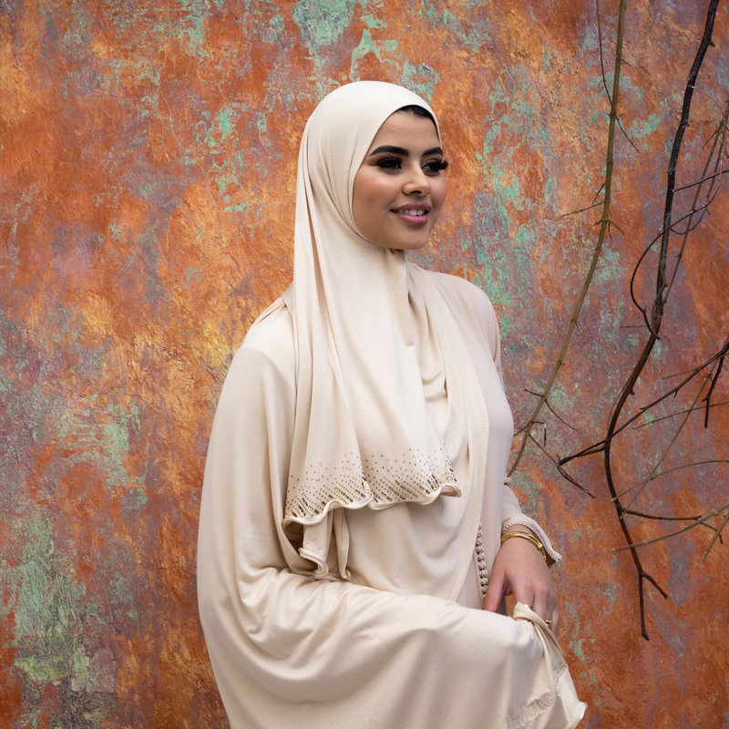 Hijab Veronica NavajoWhite