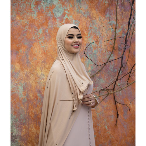 Hijab Ami PeachPuff