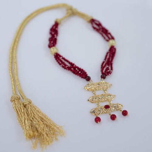 RED NECKLACE HNIA