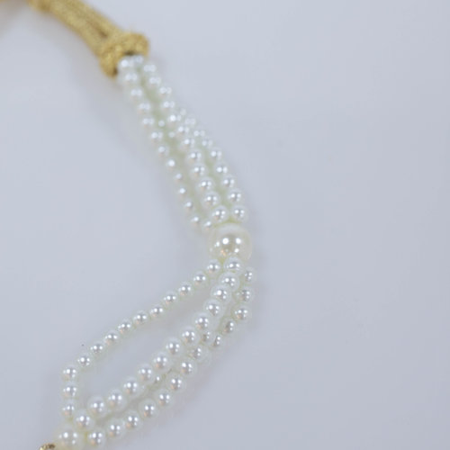 WHITE PEARL NECKLACE HNIA