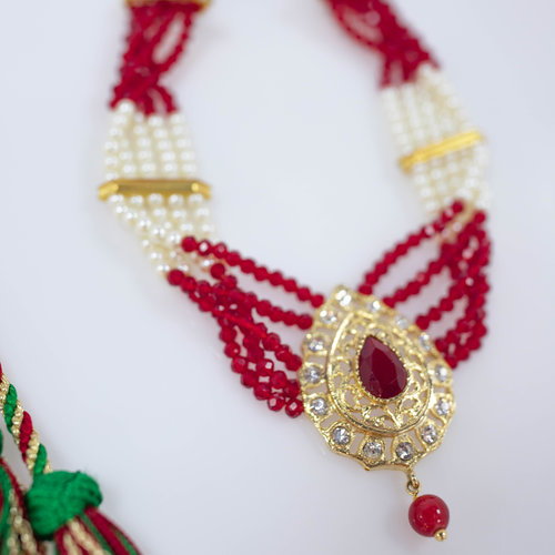 RED WHITE PEARL NECKLACE AMSA RED WHITE PEARL NECKLACE AMSA