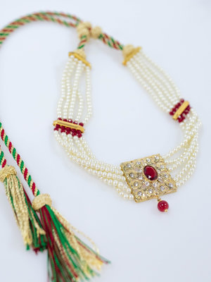 RED WHITE PEARL NECKLACE LIA