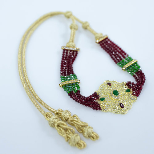 RED GREEN NECKLACE RO