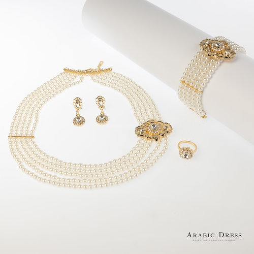 White Necklace Set Miu White Necklace Set Miu