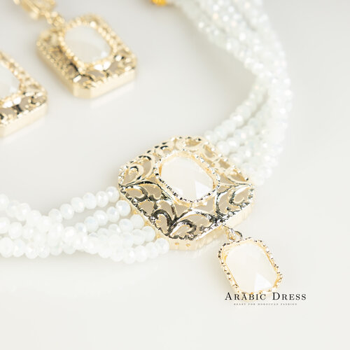 white Nifa necklace set