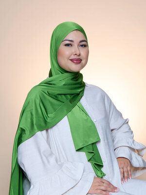 Hijab Premium Satin  Mae Green