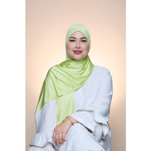 Hijab Premium Satin Mae Tea Green Hijab Premium Satin Mae Tea Green