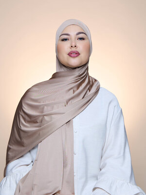 Hijab Premium Satin  Mae Smoke Gray