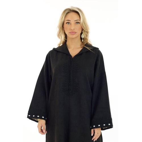 Jalaba Alleesar Black