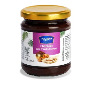 Neptune Charoset: Dattel-apfel spread Neptune Charoset: Dattel-apfel spread