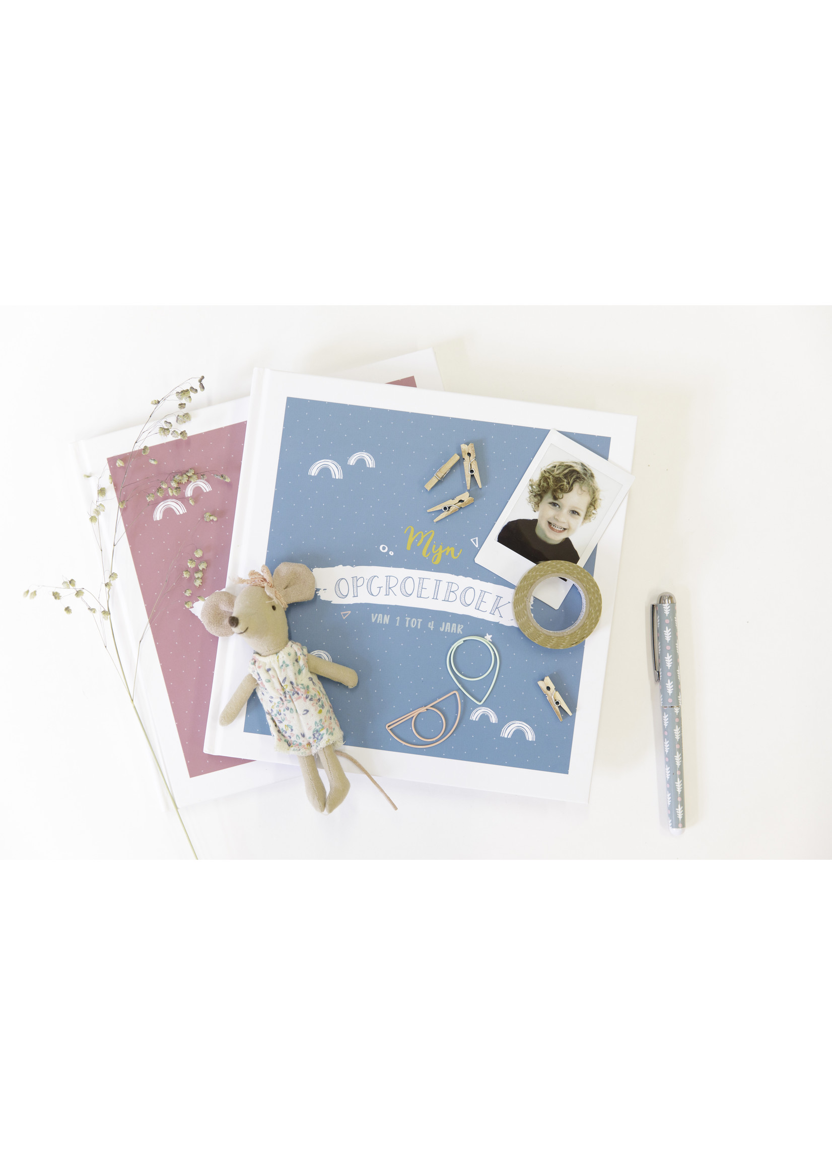 Maan Amsterdam Mijn opgroeiboek (1 tot 4 jaar) - blauw - Universe collectie