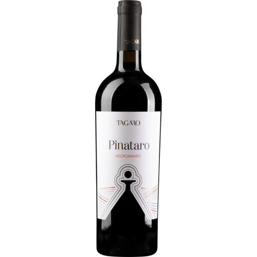 Tagaro Tagaro Pinataro Negroamaro Puglia IGP Tagaro Tagaro Pinataro Negroamaro Puglia IGP