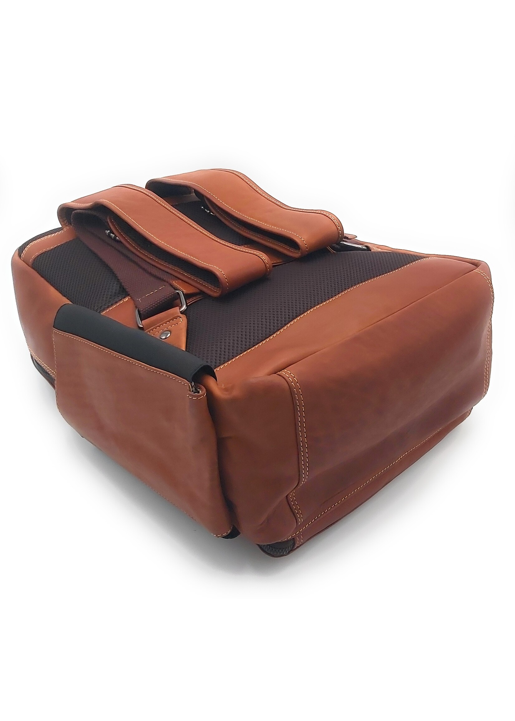 REDRUBI REDRUBI UM/7/1010 brown/cognac - genuine leather - backpack - laptop bag - sturdy - vintage leather with RFID protected - brown / cognac