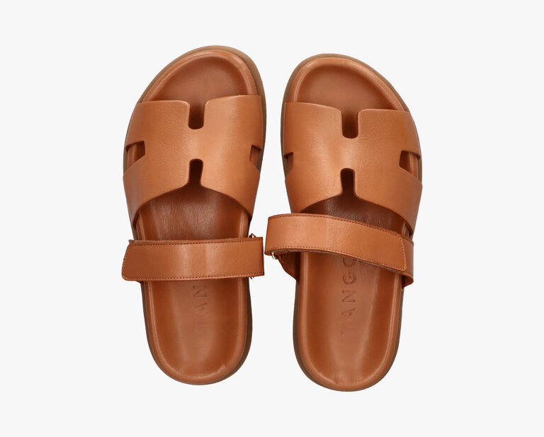 Tango Lilia cognac leather slipper