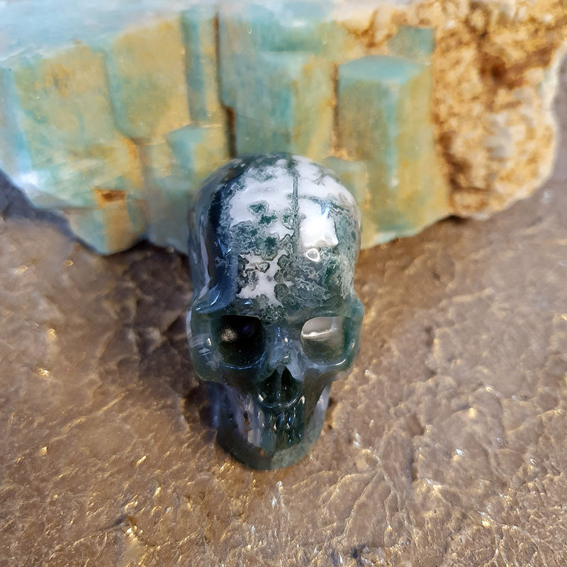 Crystal Skull Aad - Moss Agate