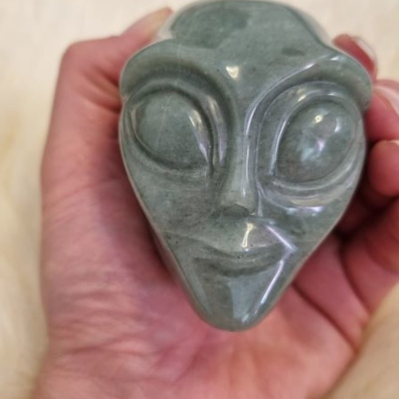 Faye - Aventurine Crystal Alien