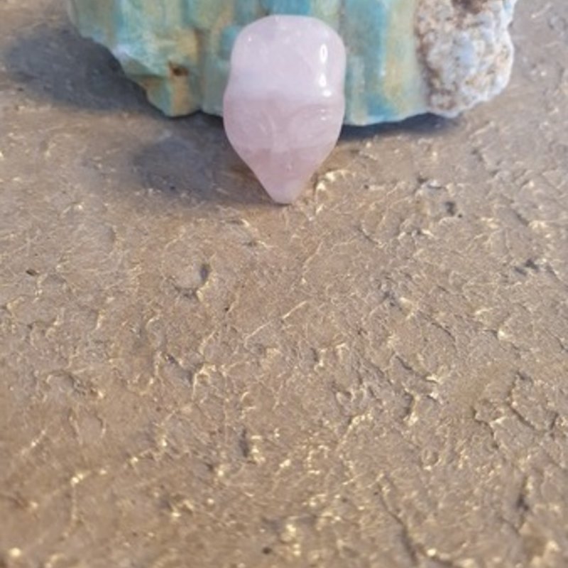Crystal Alien Tamra - Rose Quartz