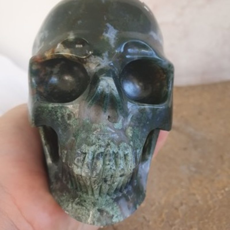 Crystal Skull Priceless - Moss Agate