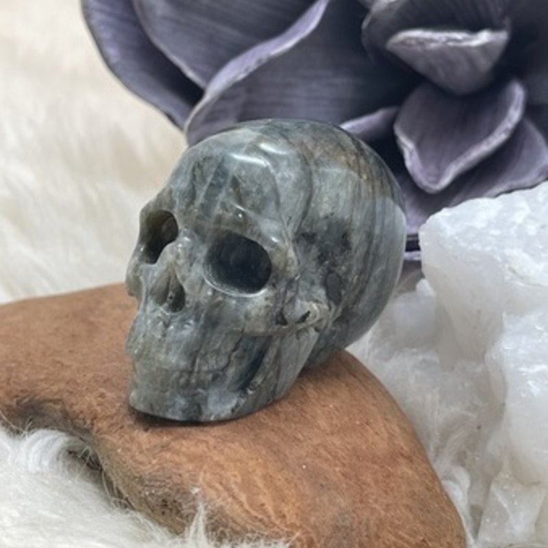 Eric - Labradorite Skull