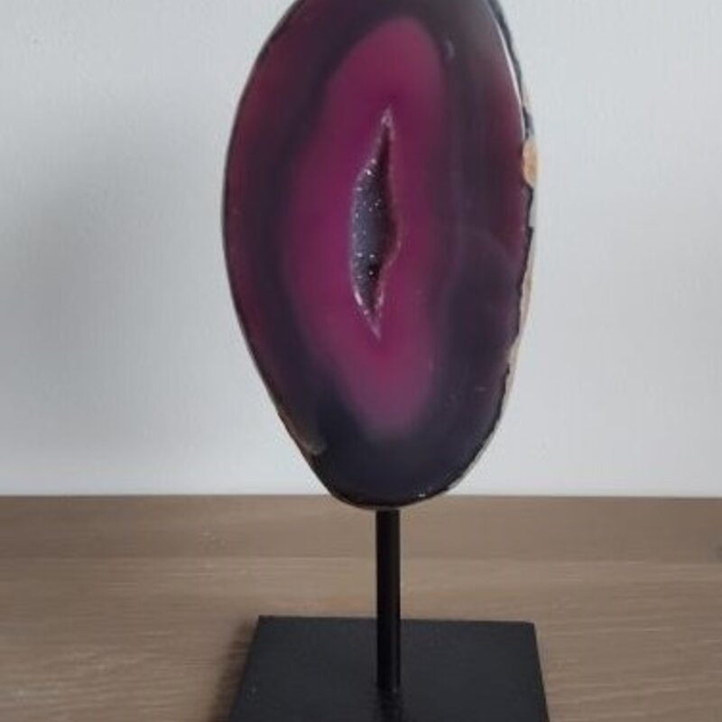 Agate on stand