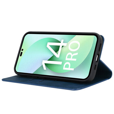 Coverzs Coverzs geschikt voor iPhone 14 Pro Luxe bookcase (blauw) + ShieldCase screenprotector - beschermglas iPhone bescherming - iPhone case bescherm hoesje + Screenprotector