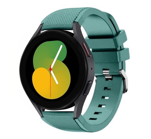 Strap-it Strap-it Bandje geschikt voor Samsung Galaxy Watch 5 (40mm / 44mm / Pro) bandje siliconen bandje (dennengroen) - Incl. Oplader geschikt voor Samsung Galaxy Watch 5 40 mm / 44 mm / Pro (oplaadkabel)