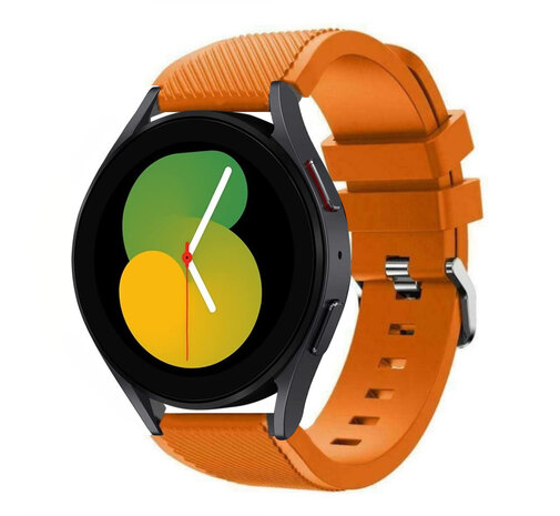 Strap-it Strap-it Bandje geschikt voor Samsung Galaxy Watch 5 (40mm / 44mm / Pro) bandje siliconen bandje (oranje) - Incl. Oplader geschikt voor Samsung Galaxy Watch 5 40 mm / 44 mm / Pro (oplaadkabel)