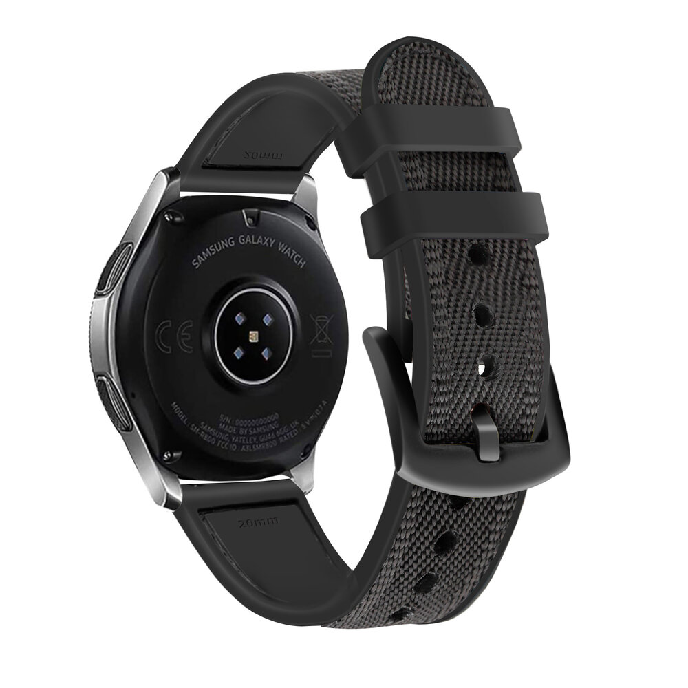 Strap-it Strap-it Bandje geschikt voor Samsung Galaxy Watch 5 (40mm / 44mm / Pro) bandje nylon hybrid bandje (zwart) - Incl. Oplader geschikt voor Samsung Galaxy Watch 5 40 mm / 44 mm / Pro (oplaadkabel)