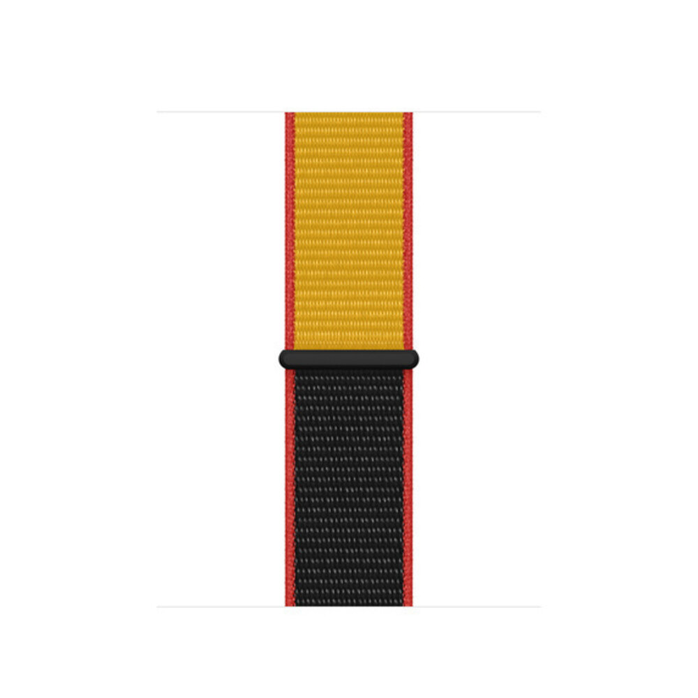 Strap-it Strap-it Bandje geschikt voor Samsung Galaxy Watch 5 (40mm / 44mm / Pro) bandje nylon band (België) - Incl. Oplader geschikt voor Samsung Galaxy Watch 5 40 mm / 44 mm / Pro (oplaadkabel)