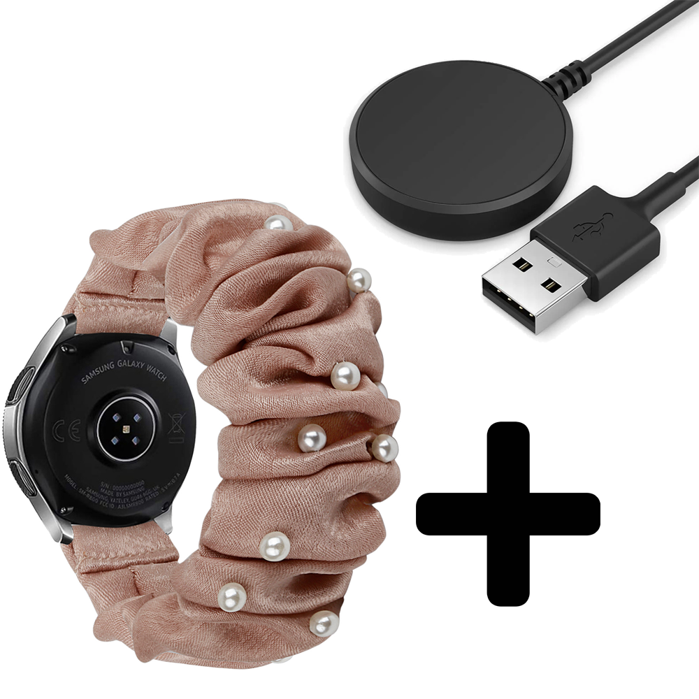 Strap-it Strap-it Bandje geschikt voor Samsung Galaxy Watch 5 (40mm / 44mm / Pro) scrunchie bandje (beige met parels) - Incl. Oplader geschikt voor Samsung Galaxy Watch 5 40 mm / 44 mm / Pro (oplaadkabel)