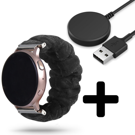 Strap-it Strap-it Bandje geschikt voor Samsung Galaxy Watch 5 (40mm / 44mm / Pro) bandje Scrunchie bandje (zwart) - Incl. Oplader geschikt voor Samsung Galaxy Watch 5 40 mm / 44 mm / Pro (oplaadkabel)