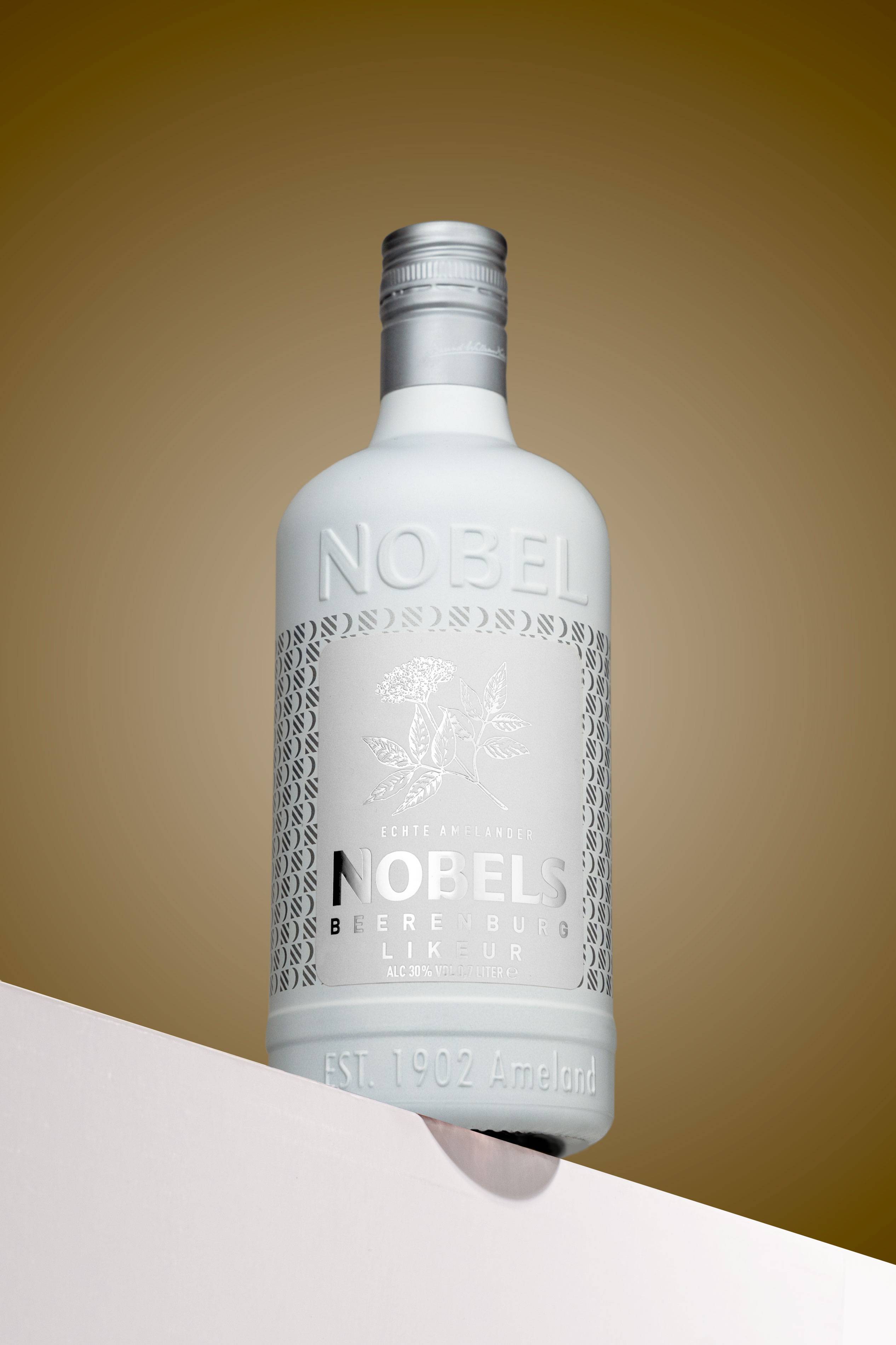 Nobels Beerenburg likeur