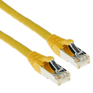 ACT Cat 6a S/FTP LSZH 1.5 meter Snagless Geel ACT Cat 6a S/FTP LSZH 1.5 meter Snagless Geel