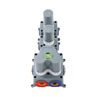 Regendoucheset Inbouw Brauer Gold Edition Thermostatisch 30cm met Wandarm en Handdouche 3-Standen Losse Stopkranen Geborsteld Goud