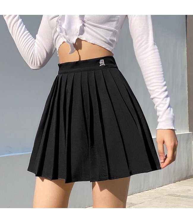 Basic Folds Skirt / Black
