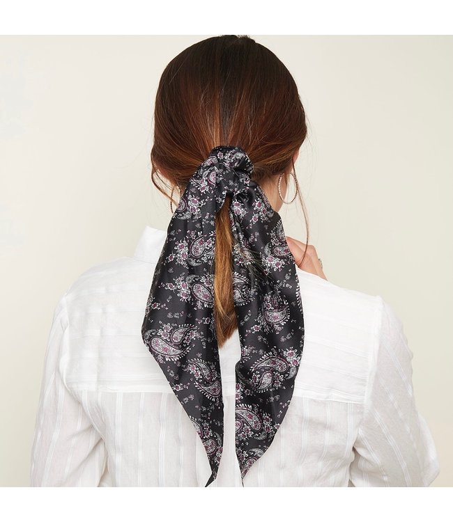 Britta Scrunchie / Black