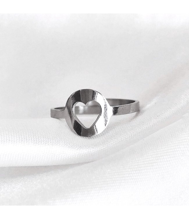 Cut Out Heart Ring