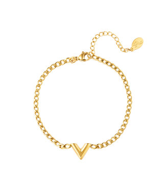 Gold Chained V Bracelet