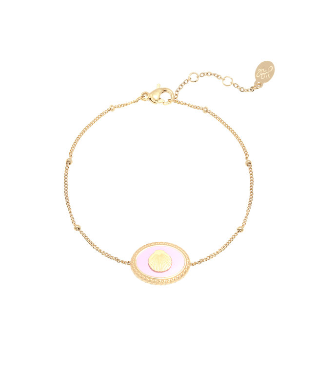 Gold Charming Shell Bracelet