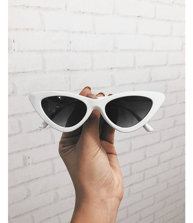 Gigi Cateye Sunglasses / White