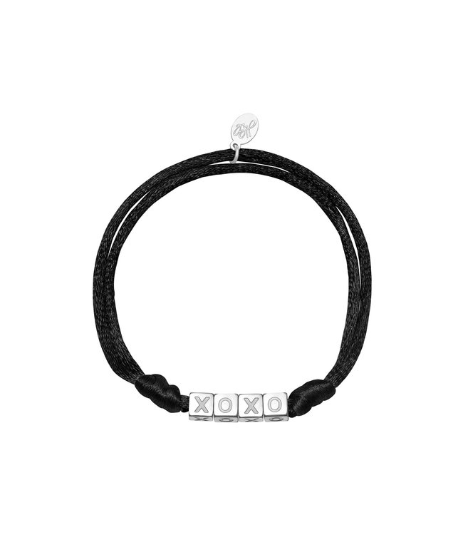 Satin Kisses Bracelet / Black