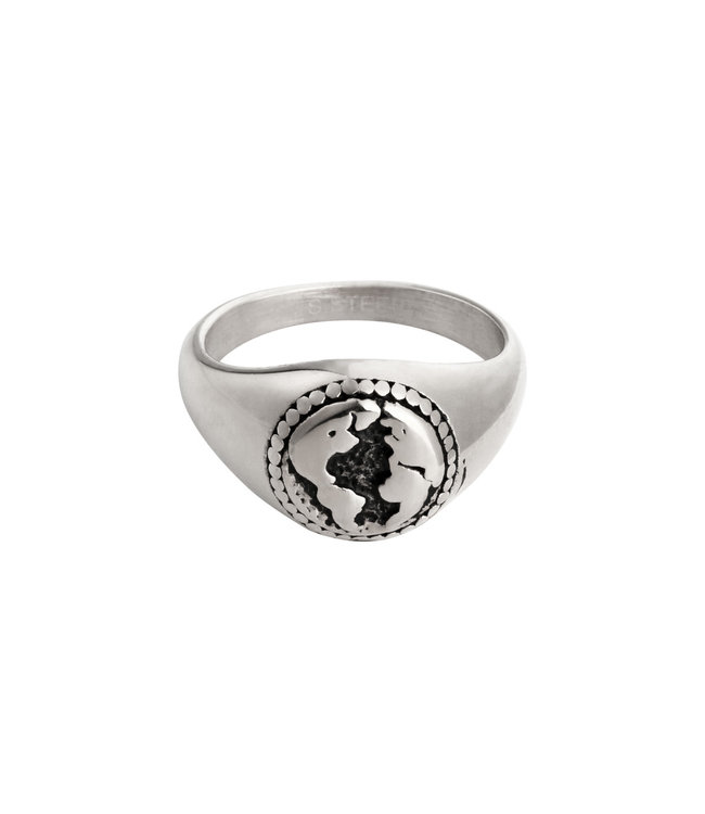 The World Signet Ring
