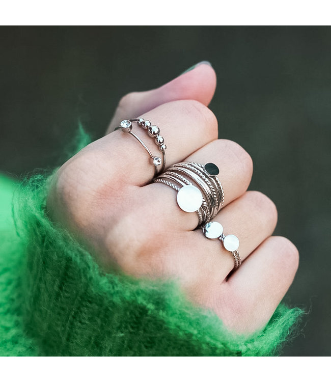 Twisted Round Ring