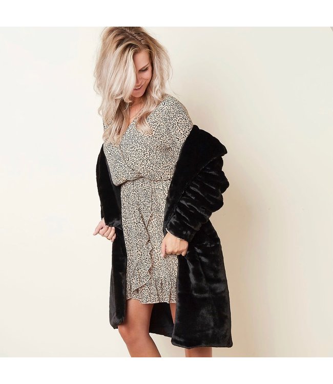 Ruffle Up Dress / Beige