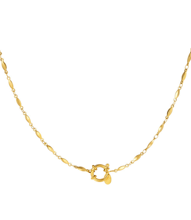 Oval Ring Chain Necklace