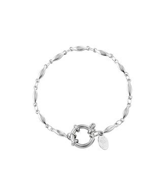 Oval Ring Chain Bracelet