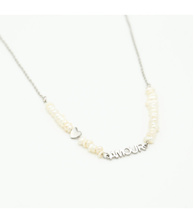 Amour Pearls Necklace