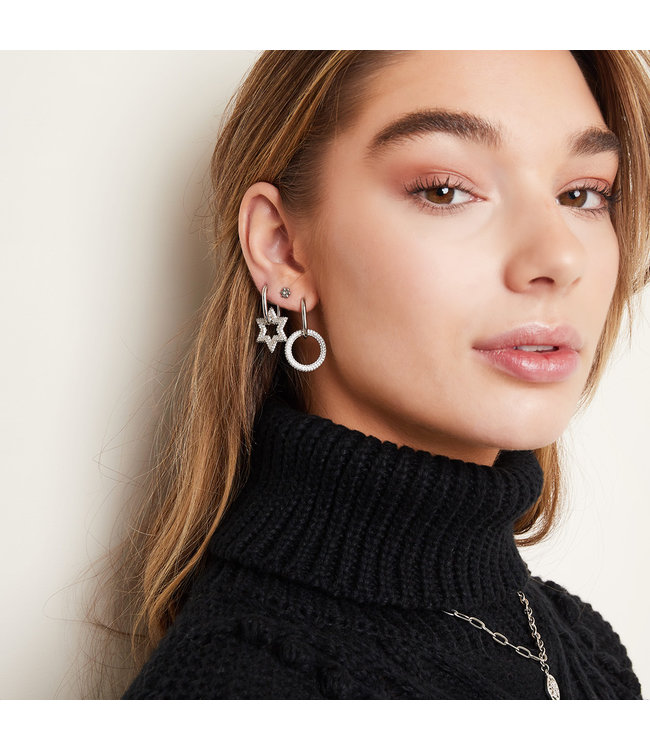 Linked Round Zircon Earrings