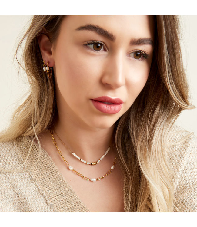 Chained Pearls Necklace