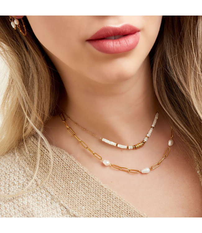 Chained Pearls Necklace